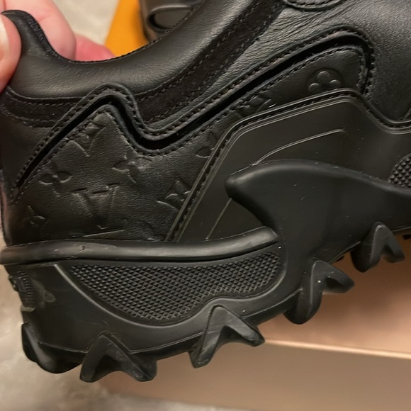 LV Rush sneaker- women’s like new - Picture 11 of 11